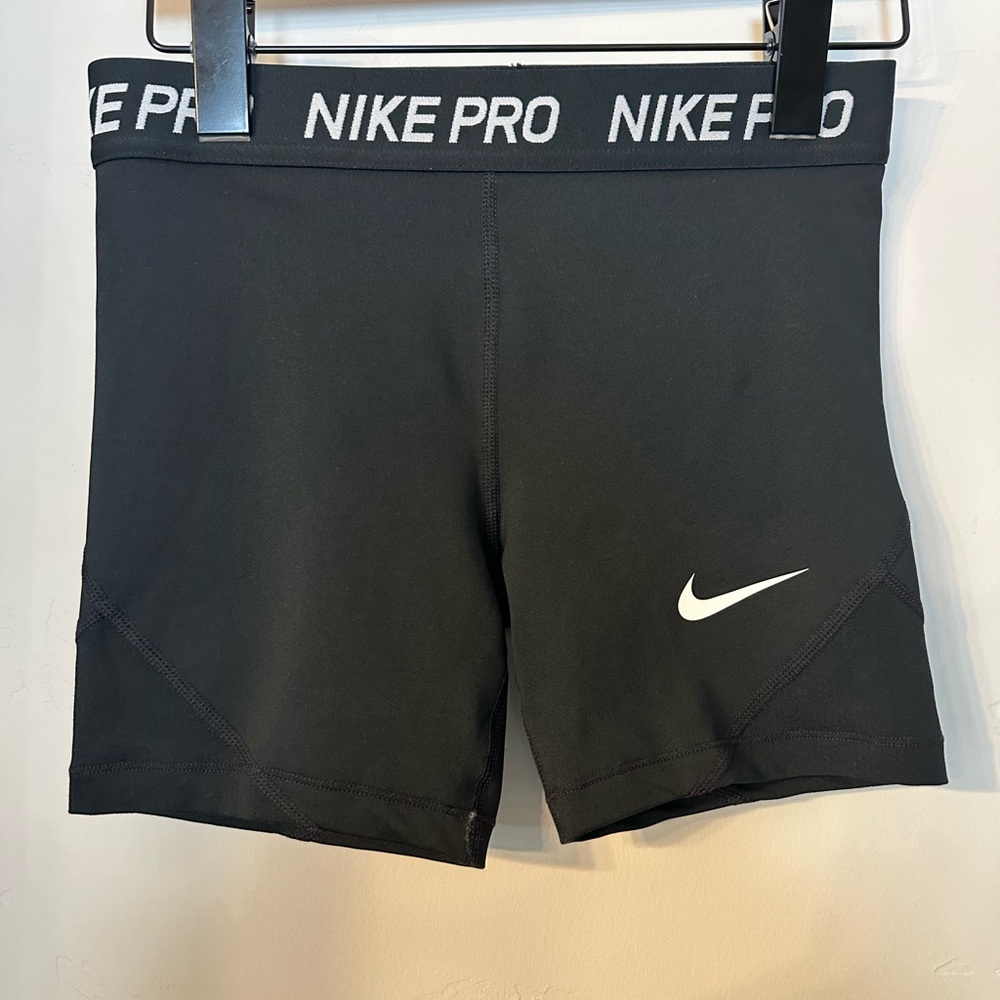 Nike dri-fit bike shorts in great shape